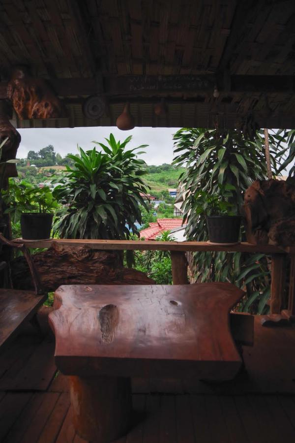 Familyhouse & Trekking Apartment Banlung Exterior photo